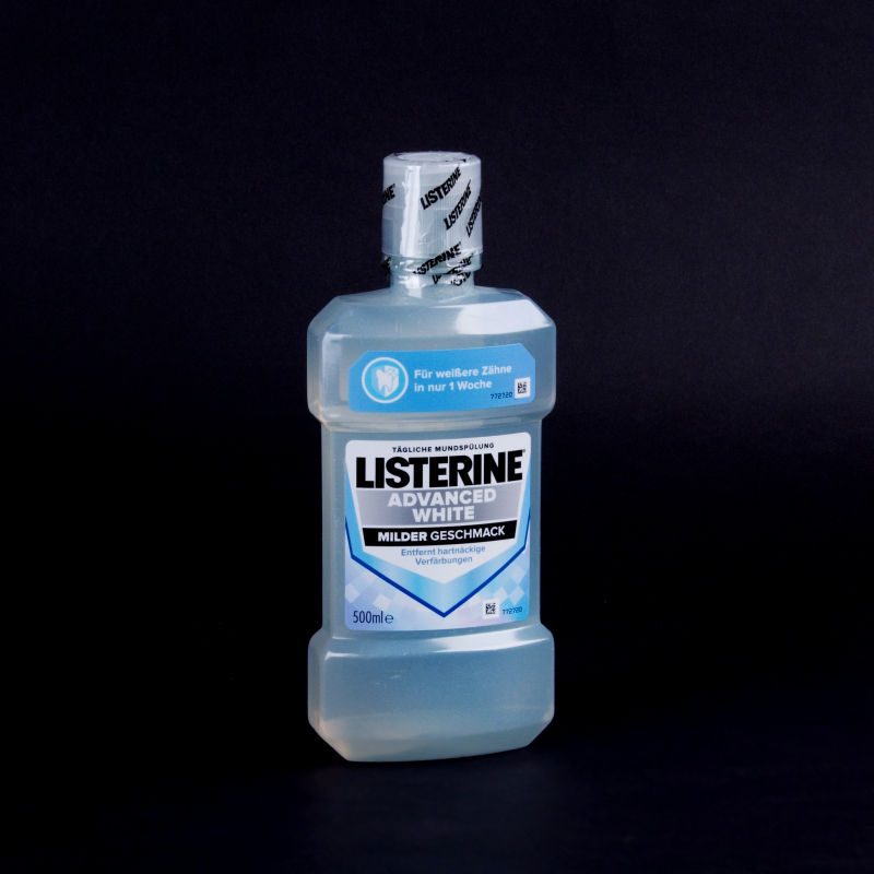 Listerine Advance white